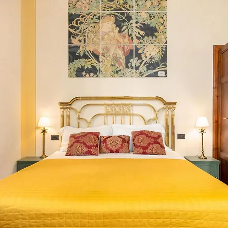 Silvia By Posarellivillas *